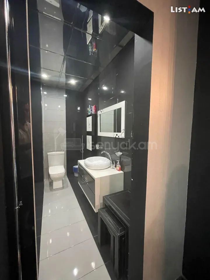 2 Սենյականոց Բնակարան Նորակառույցում, 60քմ, 6/12 հարկ, Դիզայներական Վերանորոգված, Կահավորված, Արևկող