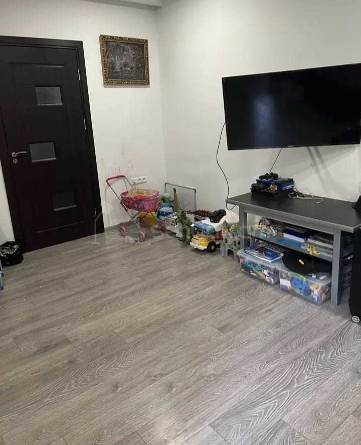 3 Սենյականոց Բնակարան, 65քմ, 2/9 հարկ, Նորմալ Վիճակում