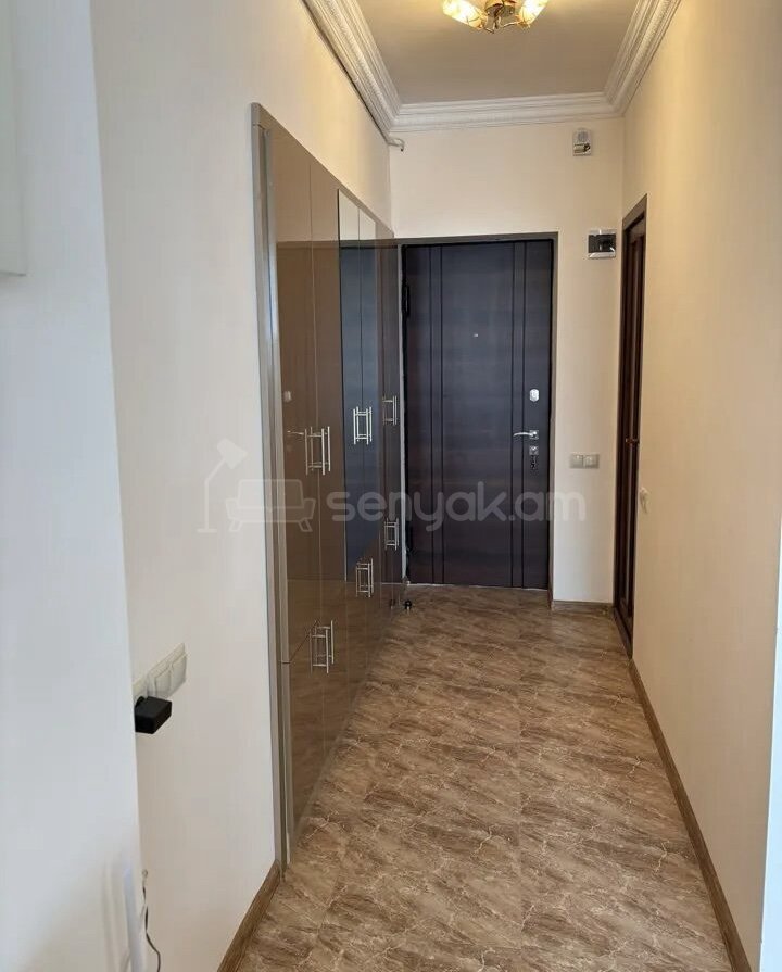 2 Սենյականոց Բնակարան Քարե Շենքում, 48քմ, 4/5 հարկ, Կապիտալ Վերանորոգված