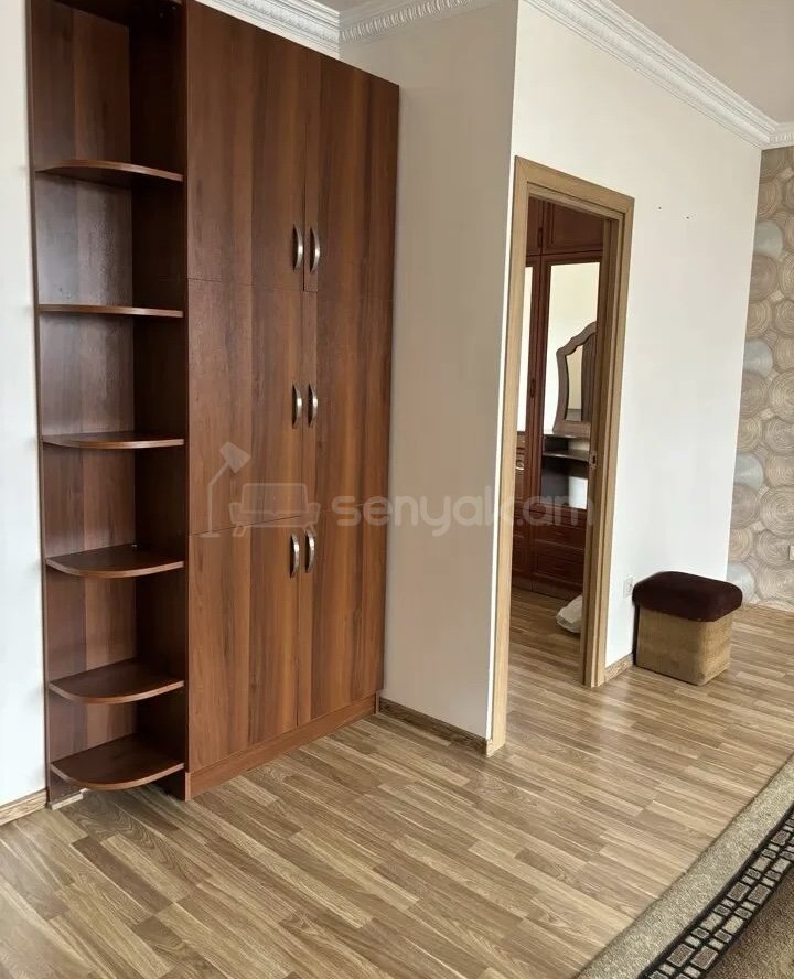 2 Սենյականոց Բնակարան Քարե Շենքում, 48քմ, 4/5 հարկ, Կապիտալ Վերանորոգված