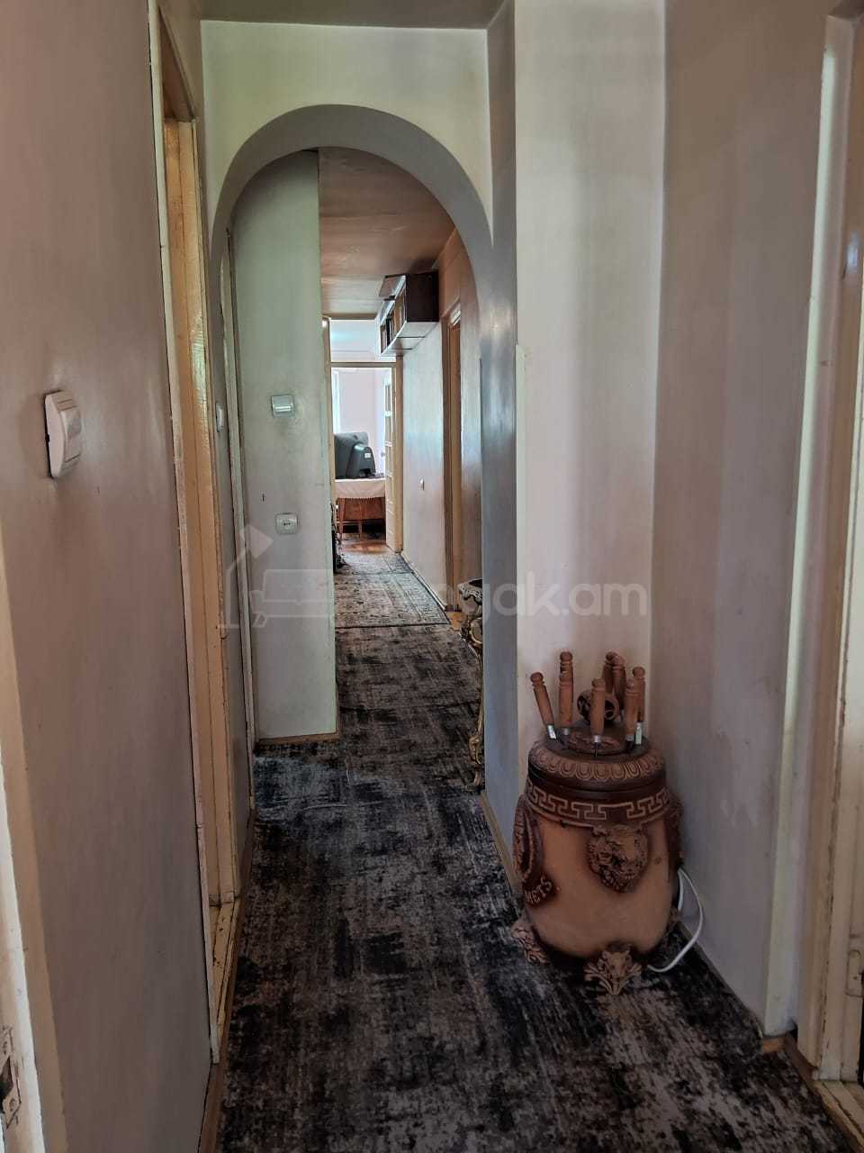 3 Սենյականոց Բնակարան, 89քմ, 2/4 հարկ, Նորմալ Վիճակում