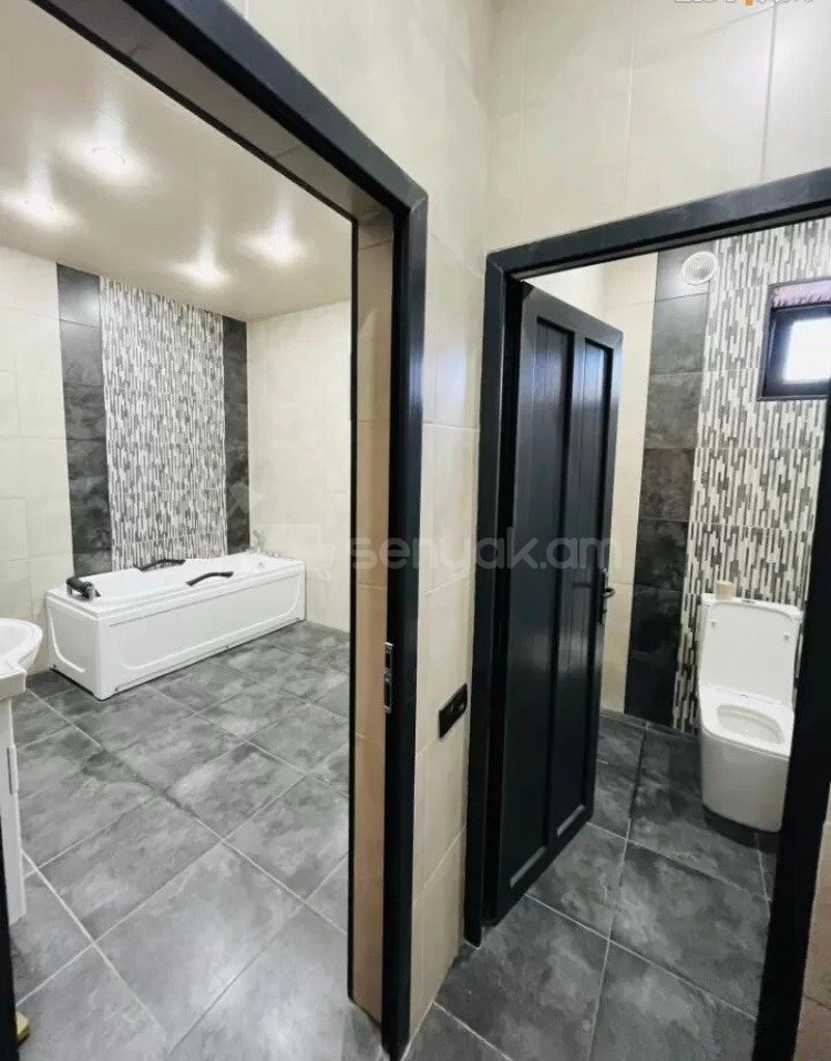 6 Սենյականոց Սեփական Տուն, 210քմ, Կապիտալ Վերանորոգված