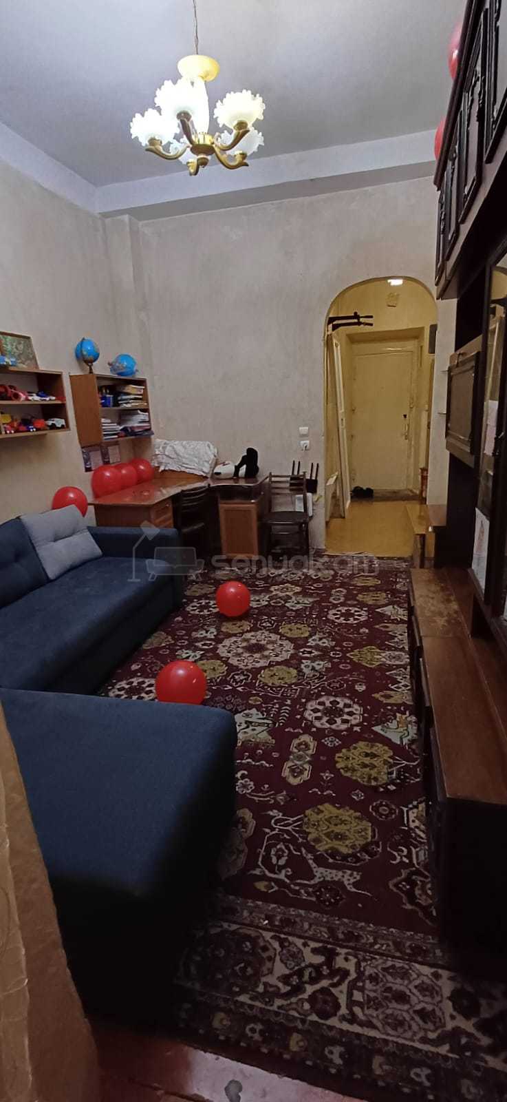 3 Սենյականոց Բնակարան Քարե Շենքում, 55քմ, 2/3 հարկ, Նորմալ Վիճակում