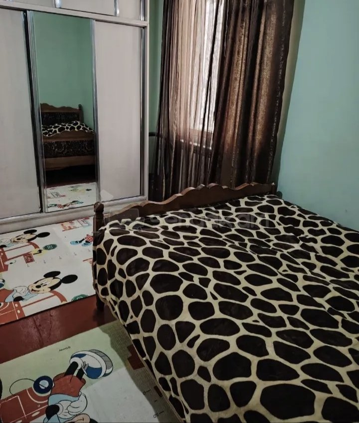 2 Սենյականոց Բնակարան Քարե Շենքում, 52քմ, 1/1 հարկ, Նորմալ Վիճակում, Կահավորված