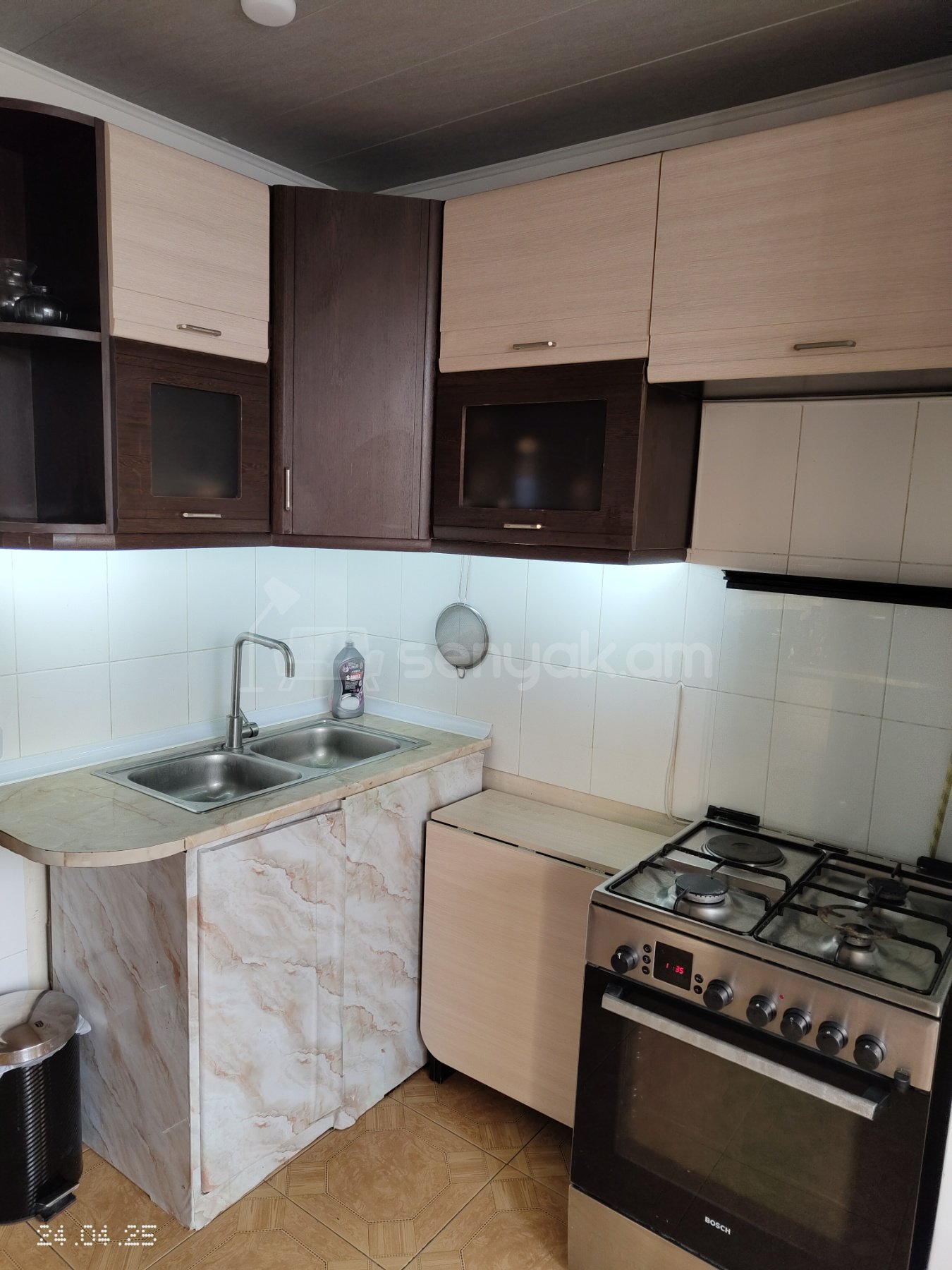 2 Սենյականոց Բնակարան Քարե Շենքում, 80քմ, 2/5 հարկ, Կապիտալ Վերանորոգված