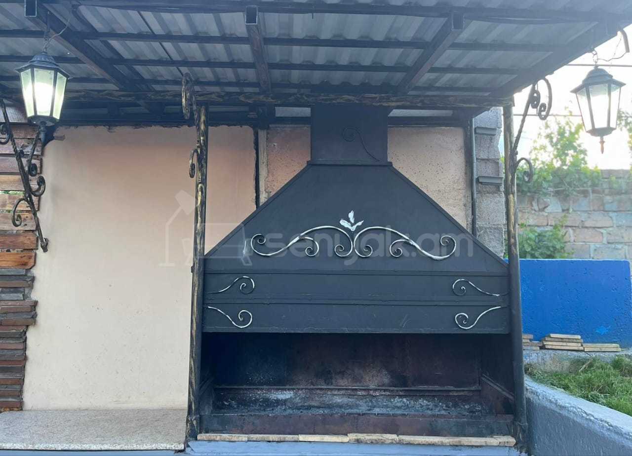 1 Սենյականոց Ամառանոց, 100քմ, Լողավազանով