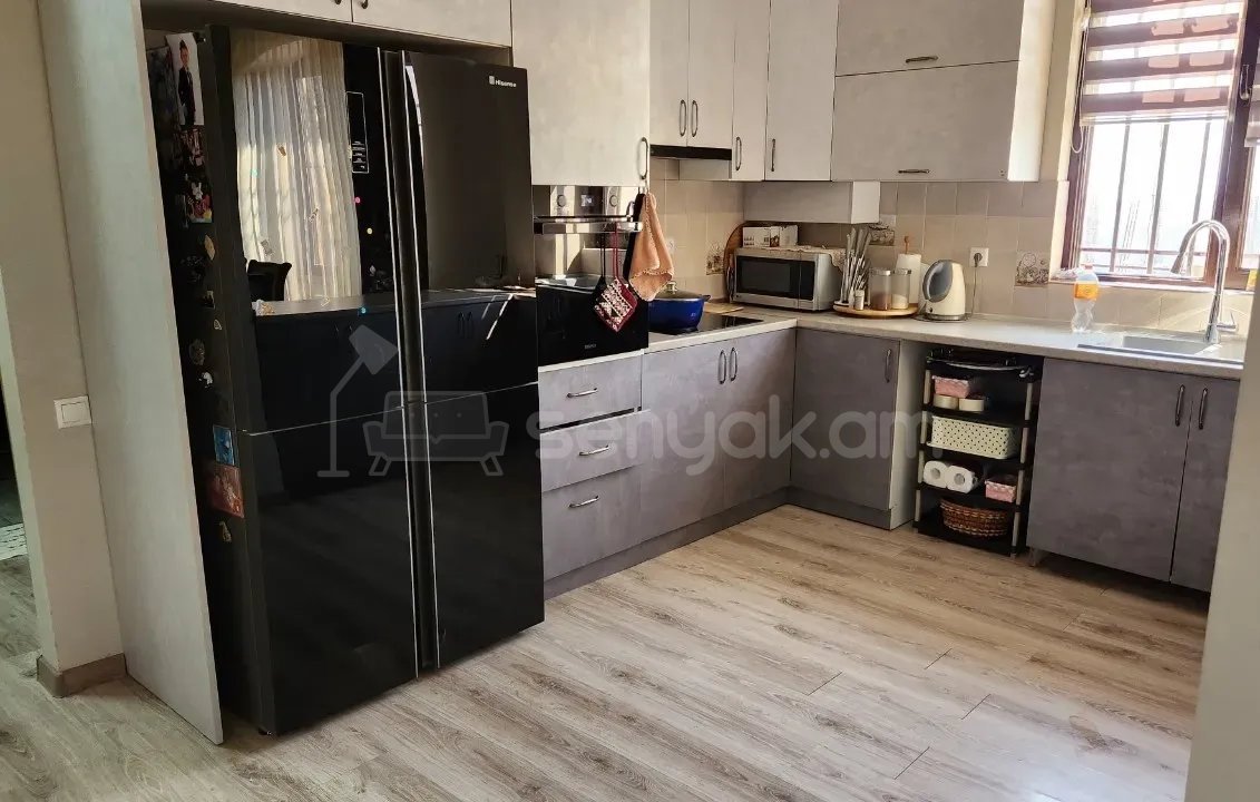 7 Սենյականոց Շքեղ Առանձնատուն, 250քմ, Կահավորված, Ավտոտնակով