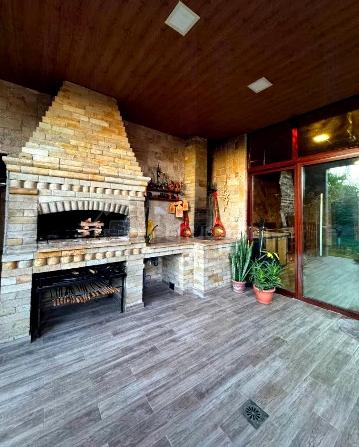 6 Սենյականոց Շքեղ Առանձնատուն, 320քմ, Կահավորված, Ավտոտնակով