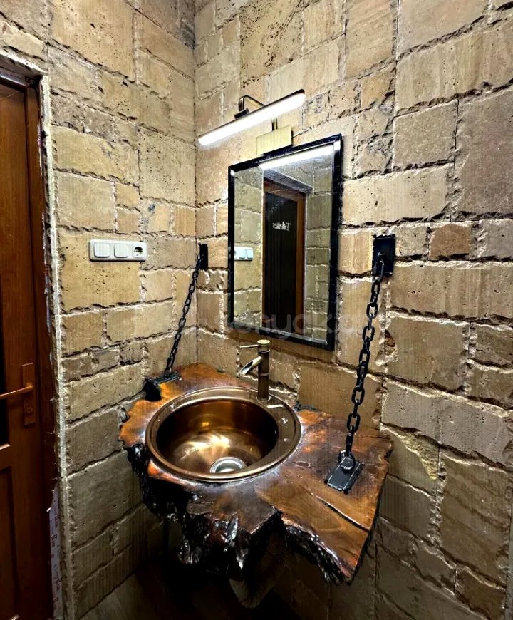 6 Սենյականոց Շքեղ Առանձնատուն, 320քմ, Կահավորված, Ավտոտնակով