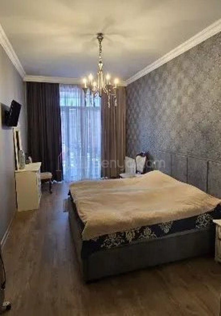 6 Սենյականոց Շքեղ Առանձնատուն, 350քմ, Կահավորված, Ավտոտնակով