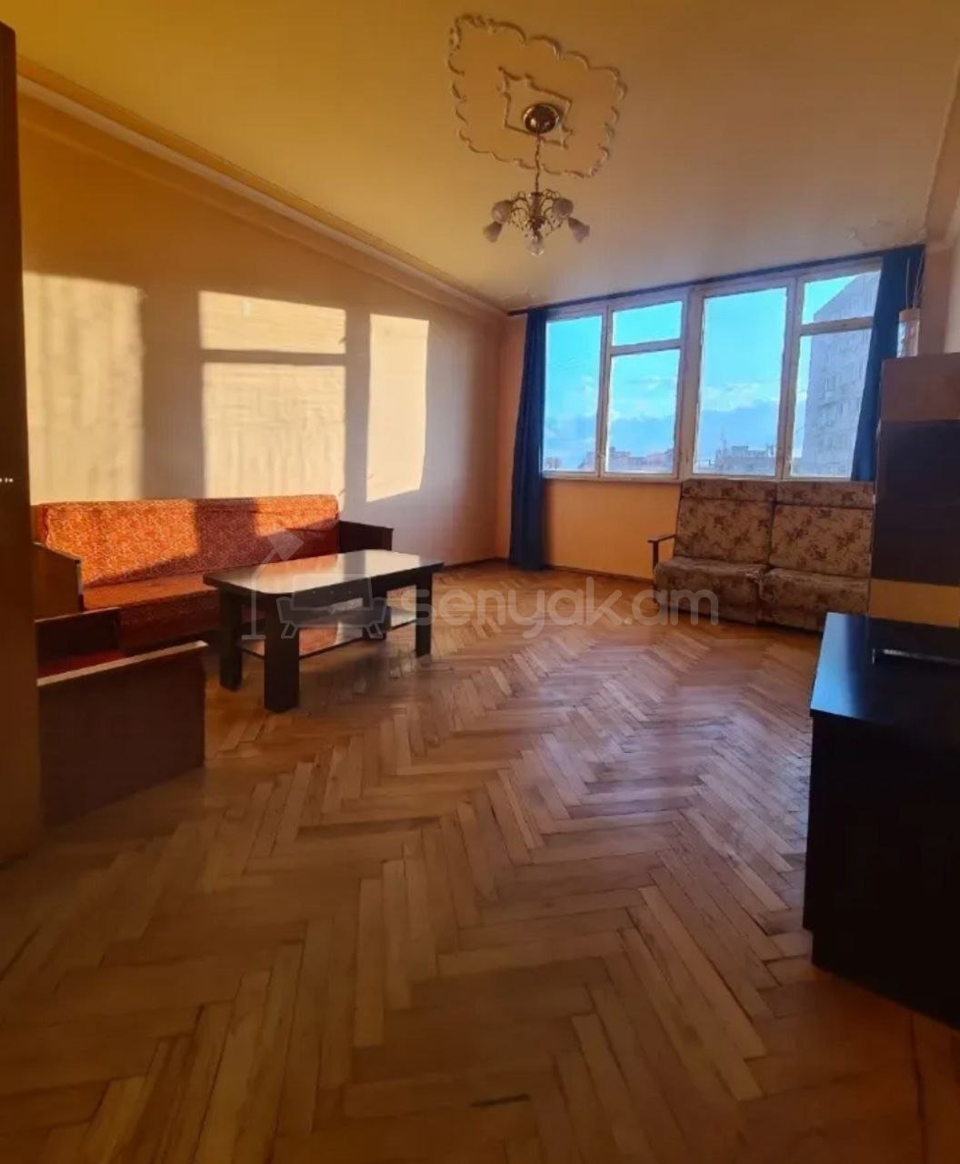 3 Սենյականոց Բնակարան, 96քմ, 7/9 հարկ, Նորմալ Վիճակում, Կահավորված, Արևկող