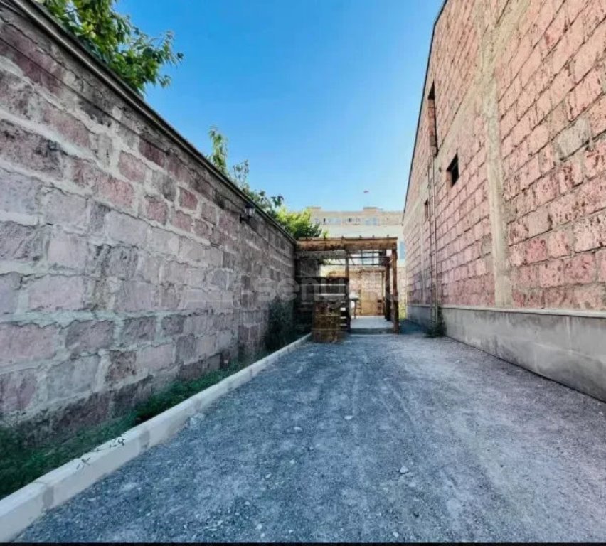 5 Սենյականոց Շքեղ Առանձնատուն, 210քմ, Ավտոտնակով