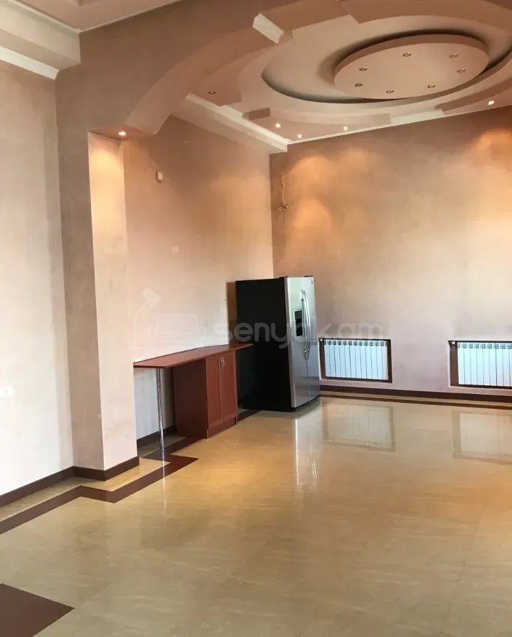 8 Սենյականոց Շքեղ Առանձնատուն, 840քմ, Կահավորված, Ավտոտնակով