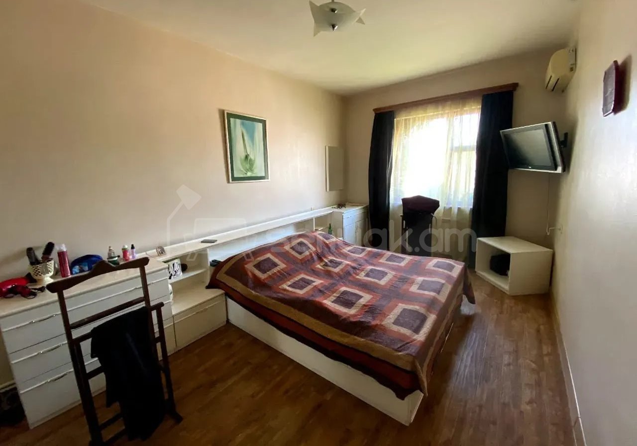 6 Սենյականոց Սեփական Տուն, 450քմ, Կապիտալ Վերանորոգված, Կահավորված