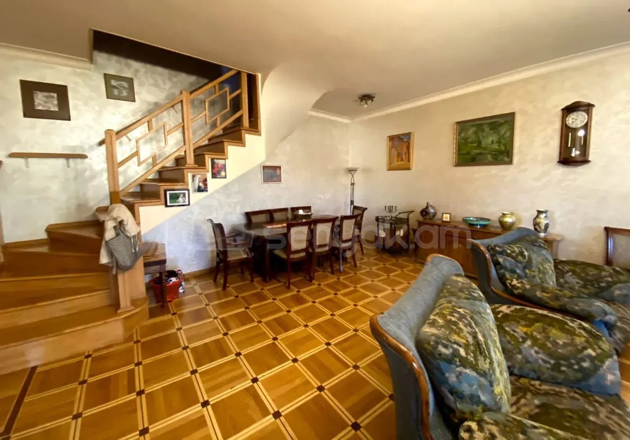 6 Սենյականոց Սեփական Տուն, 450քմ, Կապիտալ Վերանորոգված, Կահավորված