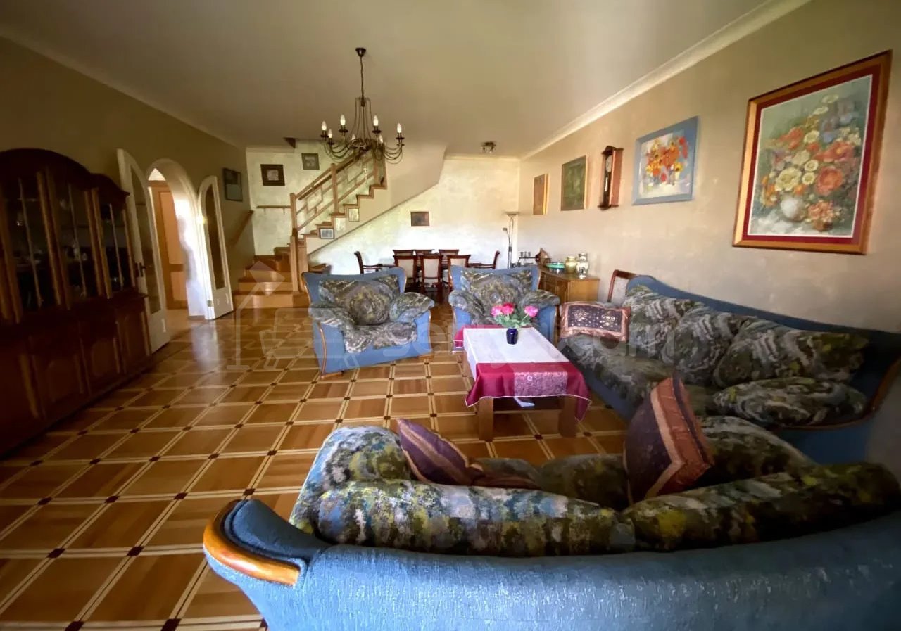 6 Սենյականոց Սեփական Տուն, 450քմ, Կապիտալ Վերանորոգված, Կահավորված