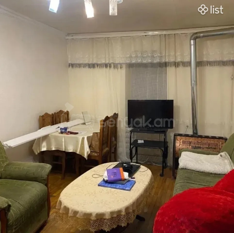 2 Սենյականոց Բնակարան Քարե Շենքում, 56քմ, 3/5 հարկ, Նորմալ Վիճակում, Կահավորված