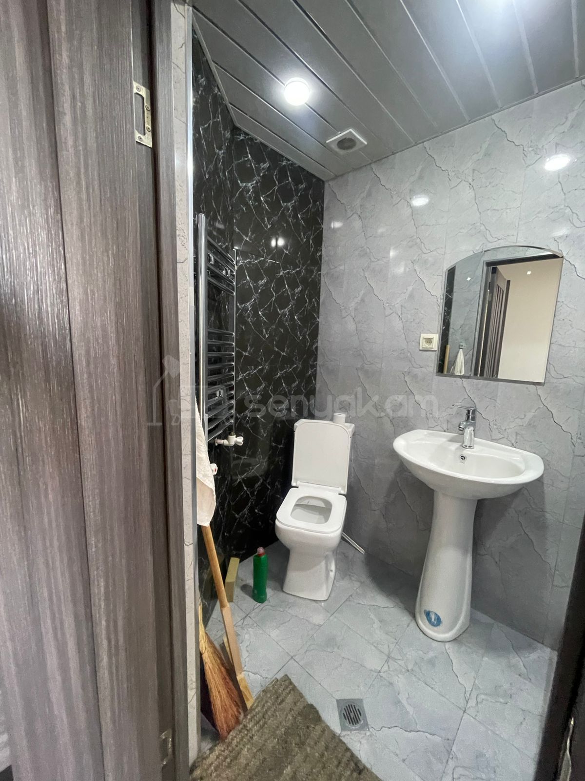 2 Սենյականոց Բնակարան, 49քմ, 8/14 հարկ, Կապիտալ Վերանորոգված, Կահավորված, Արևկող
