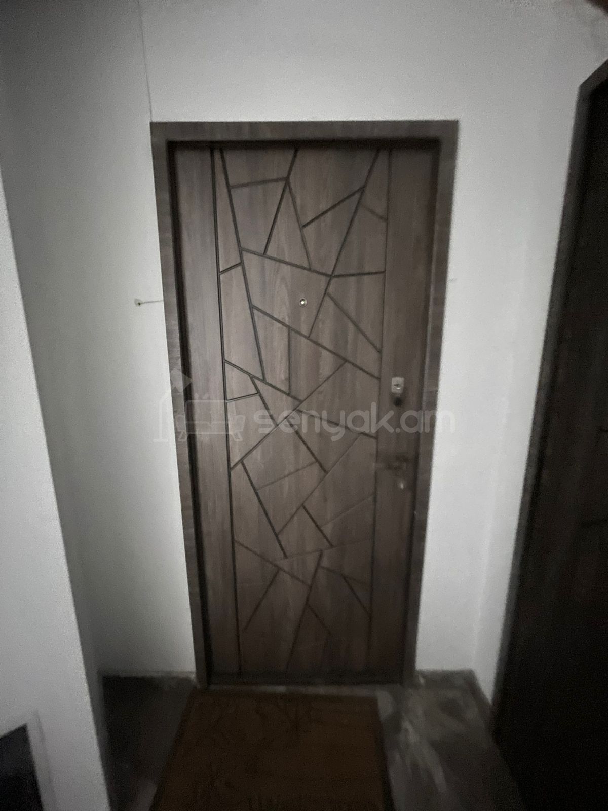 2 Սենյականոց Բնակարան, 49քմ, 8/14 հարկ, Կապիտալ Վերանորոգված, Կահավորված, Արևկող
