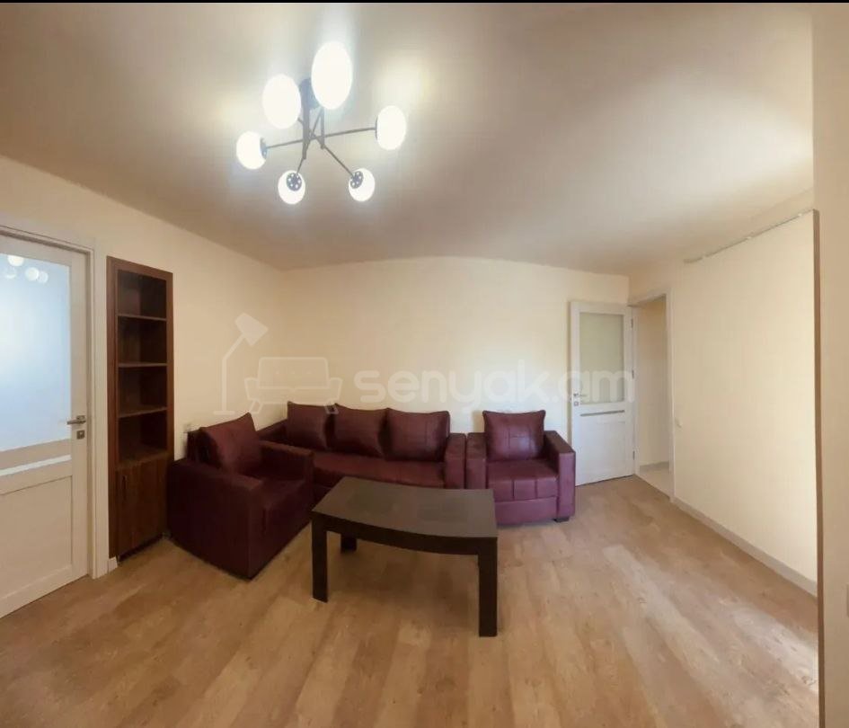 3 Սենյականոց Բնակարան Քարե Շենքում, 55քմ, 2/4 հարկ, Կապիտալ Վերանորոգված, Կահավորված, Արևկող