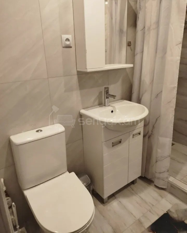 2 Սենյականոց Բնակարան Քարե Շենքում, 55քմ, 3/3 հարկ, Կապիտալ Վերանորոգված, Կահավորված, Արևկող