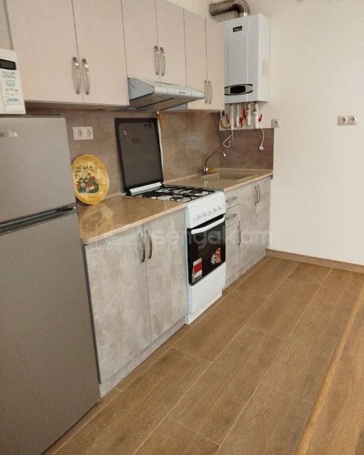 2 Սենյականոց Բնակարան Քարե Շենքում, 55քմ, 3/3 հարկ, Կապիտալ Վերանորոգված, Կահավորված, Արևկող