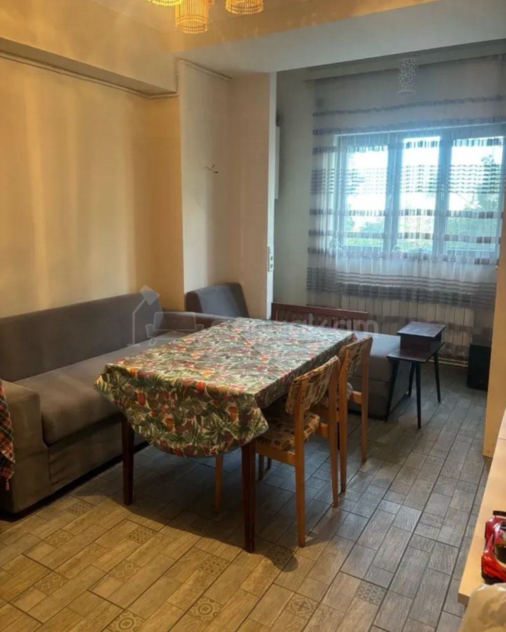 1 Սենյականոց Բնակարան, 40քմ, 3/9 հարկ, Դիզայներական Վերանորոգված, Կահավորված, Արևկող