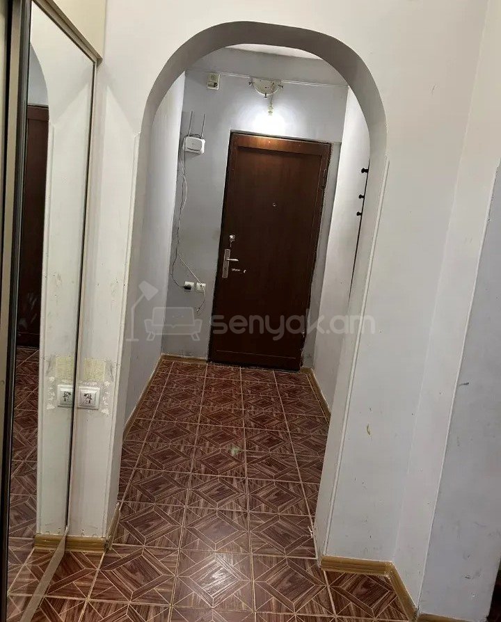 2 Սենյականոց Բնակարան, 63քմ, 1/9 հարկ, Պետական Վիճակում