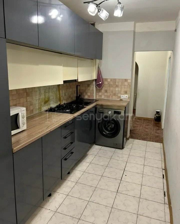 2 Սենյականոց Բնակարան, 63քմ, 1/9 հարկ, Պետական Վիճակում