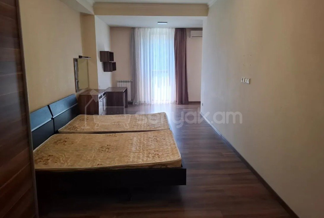 3 Սենյականոց Բնակարան Նորակառույցում, 110քմ, 5/14 հարկ, Դիզայներական Վերանորոգված, Կահավորված