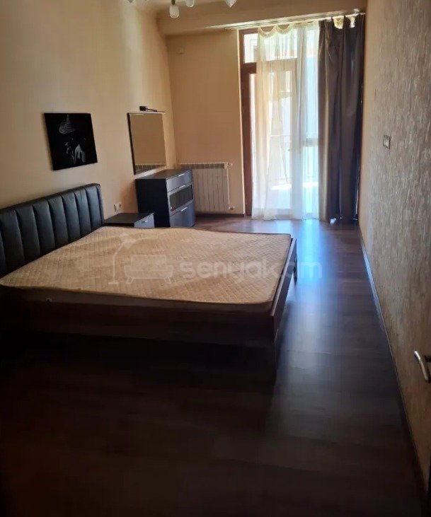 3 Սենյականոց Բնակարան Նորակառույցում, 110քմ, 5/14 հարկ, Դիզայներական Վերանորոգված, Կահավորված