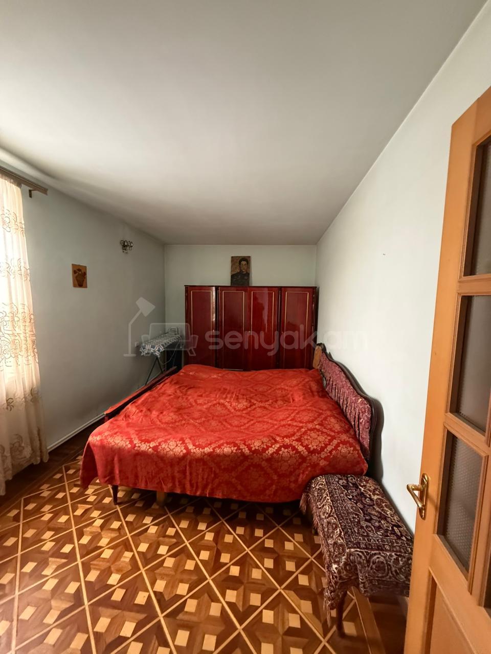 6 Սենյականոց Սեփական Տուն, 180քմ, Կոսմետիկ Վերանորոգված