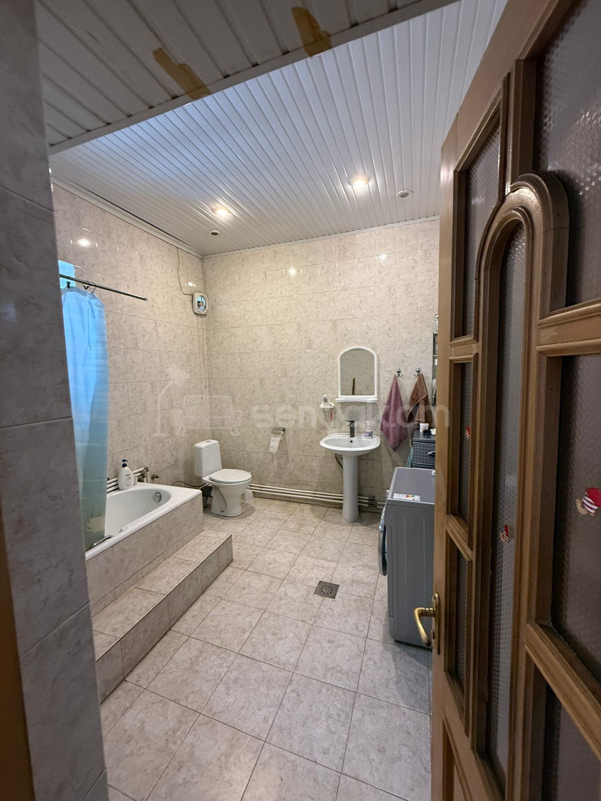 6 Սենյականոց Սեփական Տուն, 180քմ, Կոսմետիկ Վերանորոգված