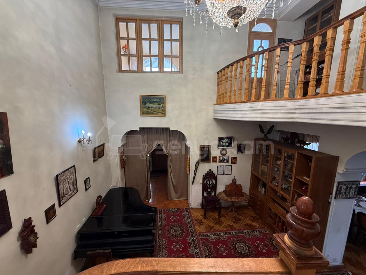 6 Սենյականոց Սեփական Տուն, 180քմ, Կոսմետիկ Վերանորոգված