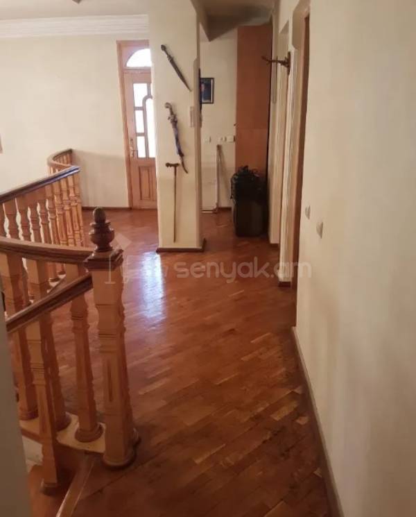 6 Սենյականոց Սեփական Տուն, 180քմ, Կոսմետիկ Վերանորոգված