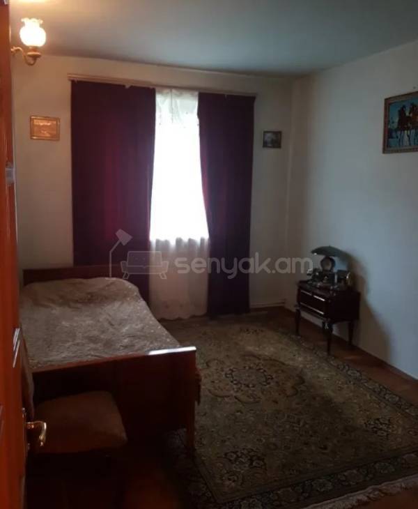 6 Սենյականոց Սեփական Տուն, 180քմ, Կոսմետիկ Վերանորոգված