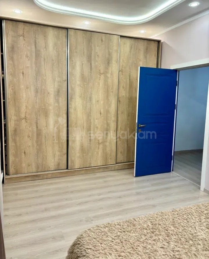 3 Սենյականոց Բնակարան Քարե Շենքում, 64քմ, 1/5 հարկ, Դիզայներական Վերանորոգված