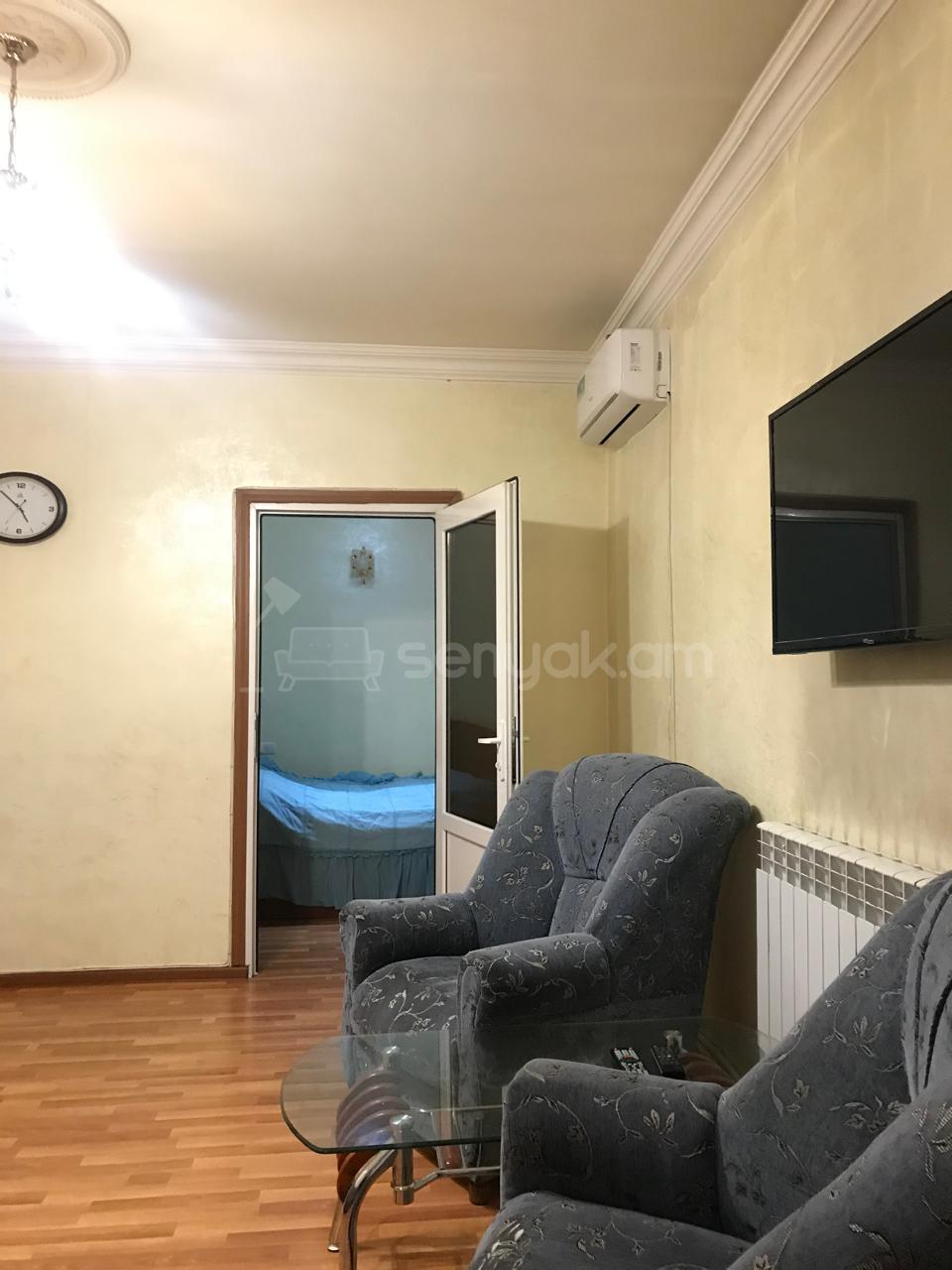 2 Սենյականոց Բնակարան Քարե Շենքում, 50քմ, 1/5 հարկ, Կապիտալ Վերանորոգված, Կահավորված