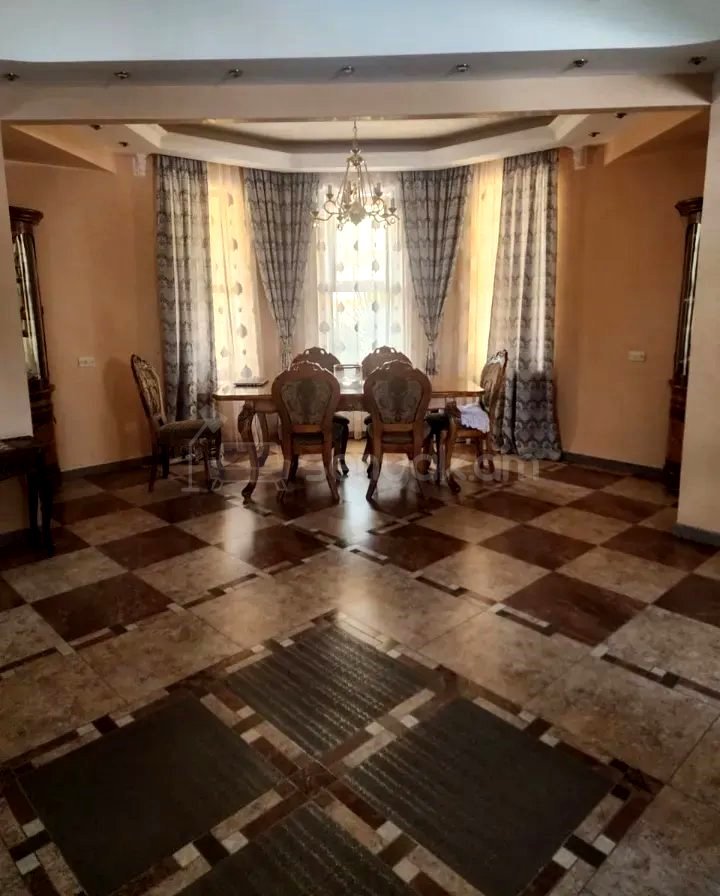 6 Սենյականոց Շքեղ Առանձնատուն, 260քմ, Կահավորված