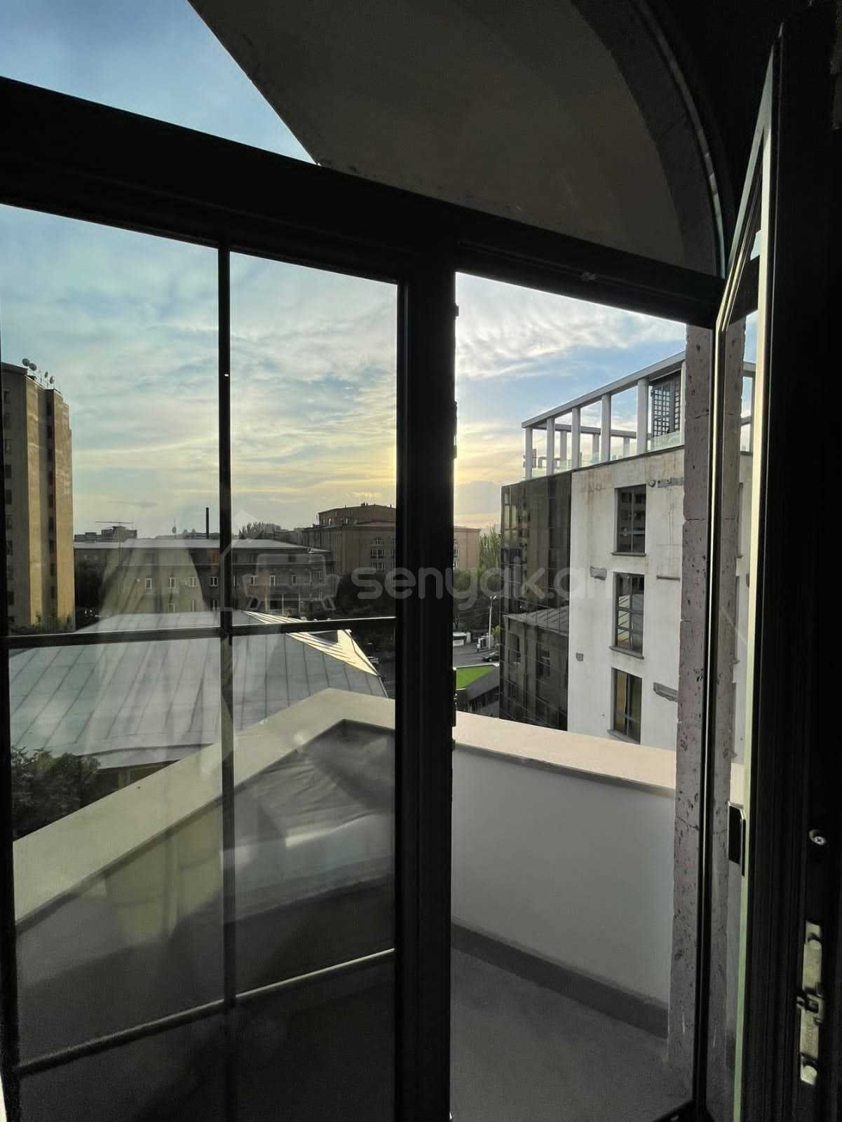 1 Սենյականոց Բնակարան Նորակառույցում, 30քմ, 3/6 հարկ, Դիզայներական Վերանորոգված