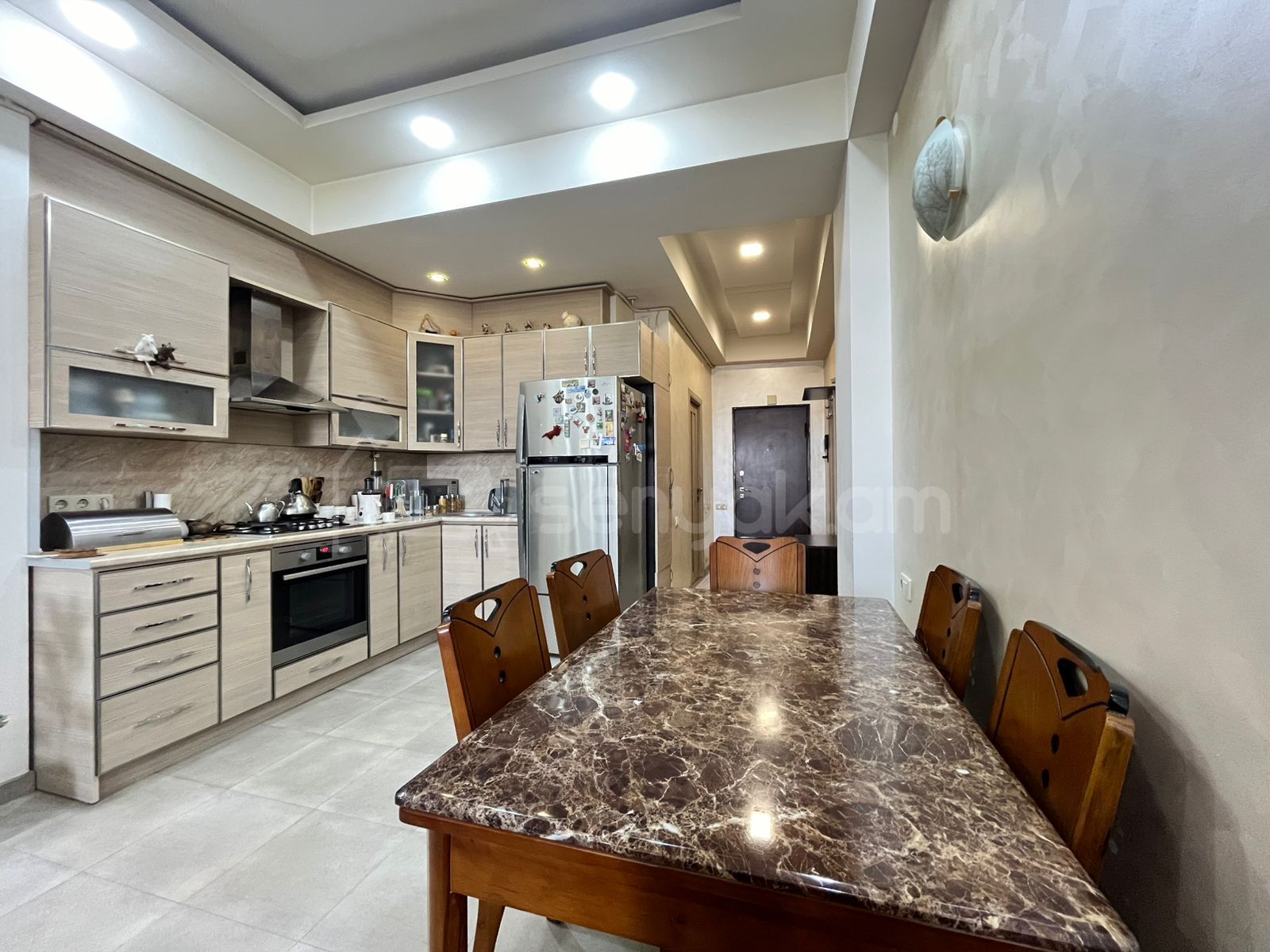 2 Սենյականոց Բնակարան Նորակառույցում, 60քմ, 11/15 հարկ, Կապիտալ Վերանորոգված