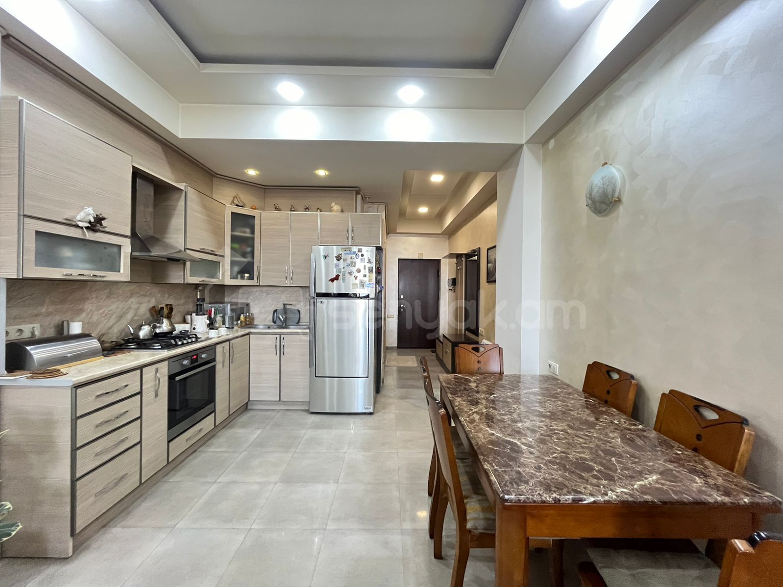 2 Սենյականոց Բնակարան Նորակառույցում, 60քմ, 11/15 հարկ, Կապիտալ Վերանորոգված