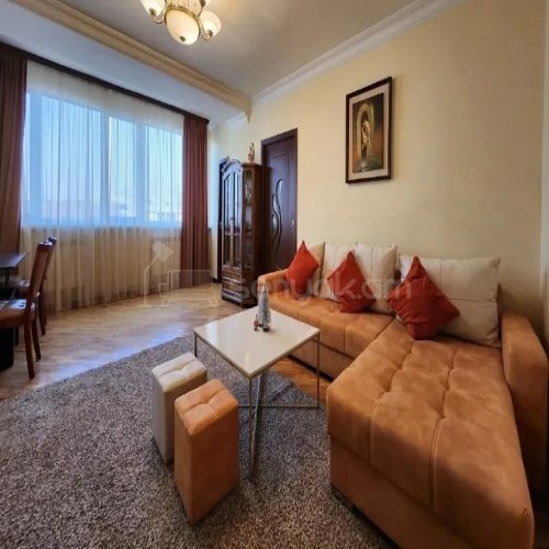 3 Սենյականոց Բնակարան, 70քմ, 6/11 հարկ, Կապիտալ Վերանորոգված, Կահավորված, Արևկող