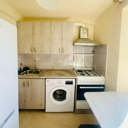 2 Սենյականոց Բնակարան Քարե Շենքում, 55քմ, 2/4 հարկ, Կոսմետիկ Վերանորոգված, Կահավորված, Արևկող