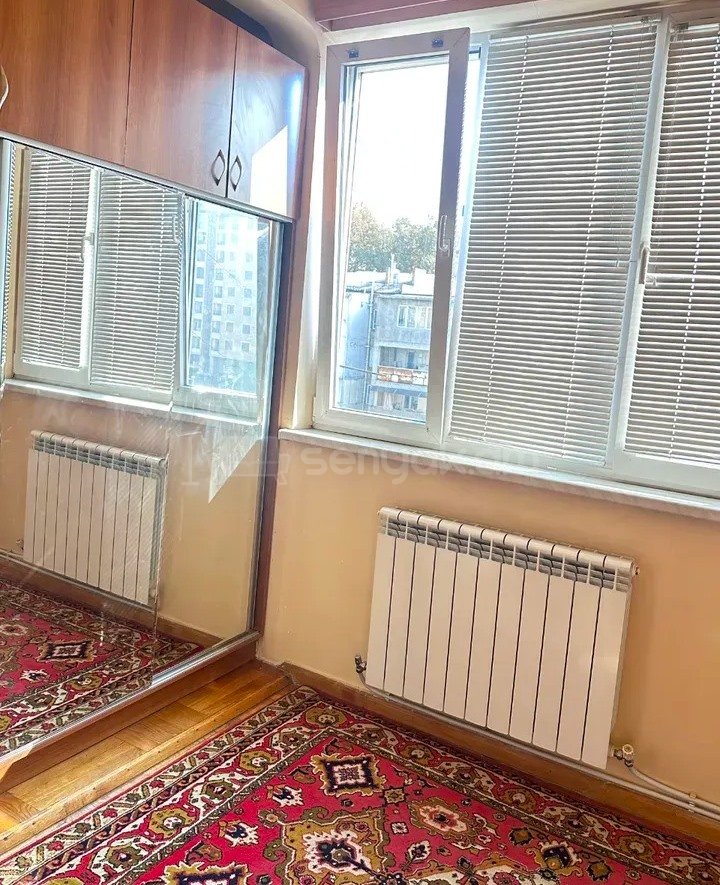 2 Սենյականոց Բնակարան Քարե Շենքում, 55քմ, 4/5 հարկ, Կապիտալ Վերանորոգված