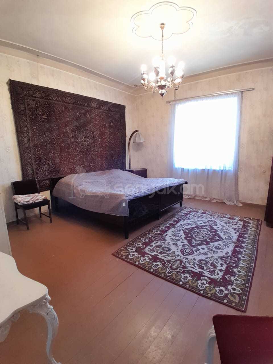5 Սենյականոց Սեփական Տուն, 400քմ, Նորմալ Վիճակում, Ավտոտնակով