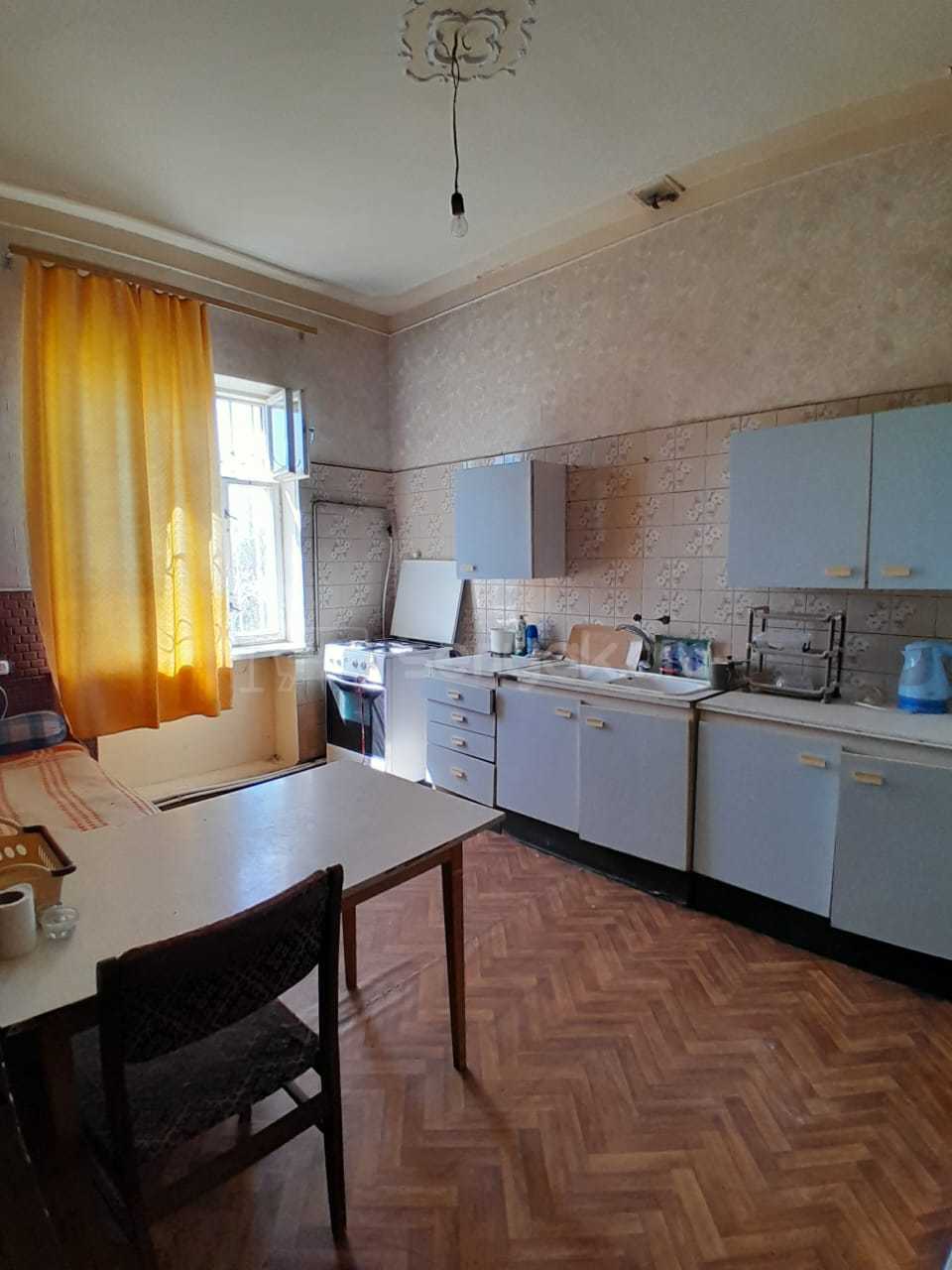 5 Սենյականոց Սեփական Տուն, 400քմ, Նորմալ Վիճակում, Ավտոտնակով