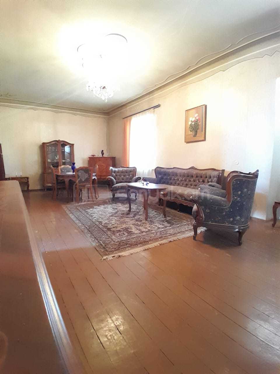 5 Սենյականոց Սեփական Տուն, 400քմ, Նորմալ Վիճակում, Ավտոտնակով