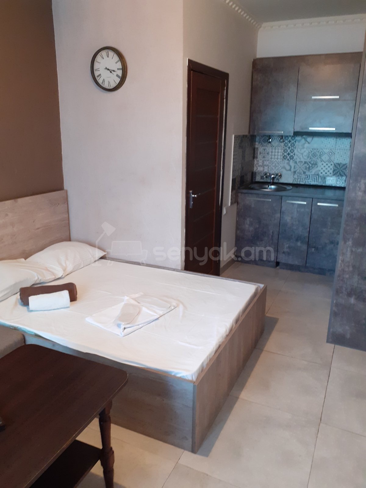 1 Սենյականոց Բնակարան, 18քմ, 5/9 հարկ, Կոսմետիկ Վերանորոգված