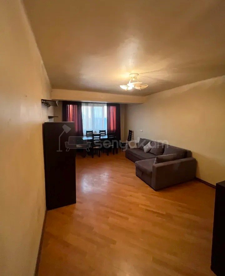 2 Սենյականոց Բնակարան Քարե Շենքում, 58քմ, 3/7 հարկ, Պետական Վիճակում